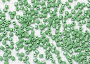Бисер Чехия круглый 06/0 50г 53250 непрозрачный зеленый
